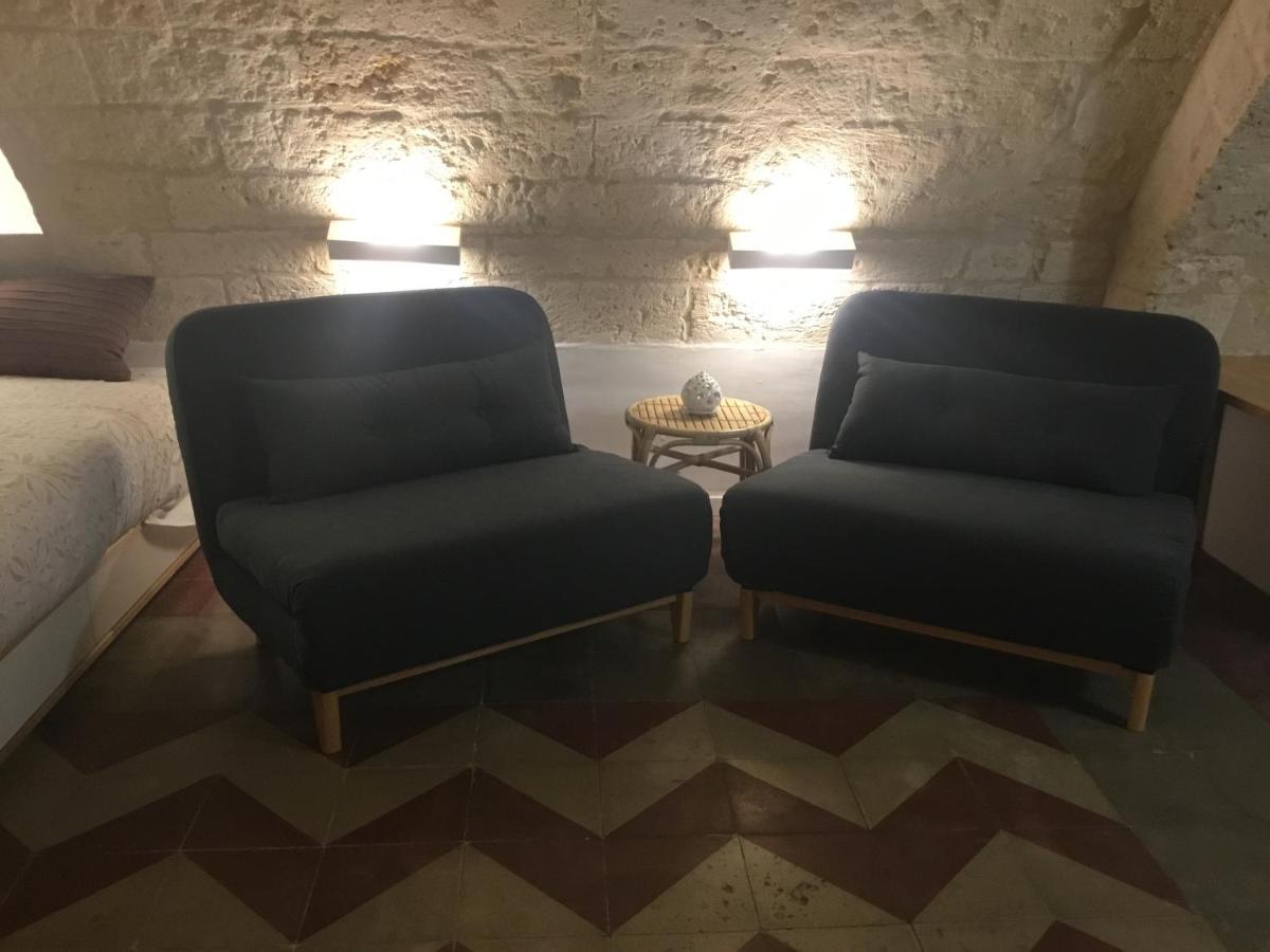 Flos Apartament Bari